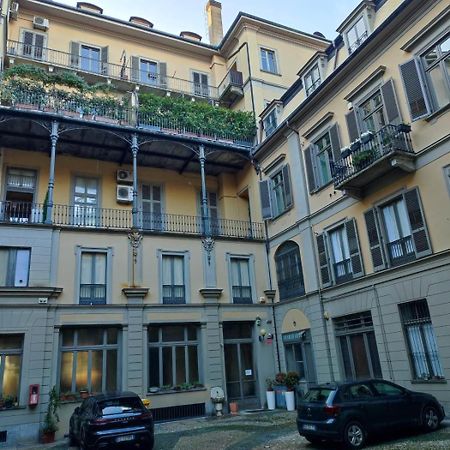 Matteotti25 Bed & Breakfast Turin Bagian luar foto