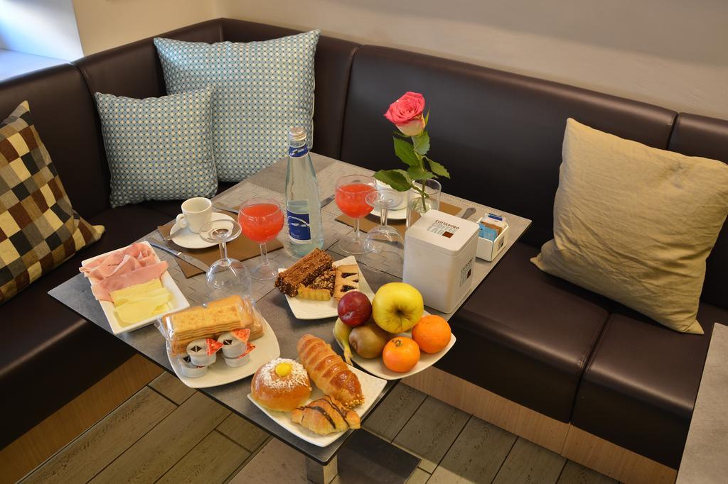 Matteotti25 Bed & Breakfast Turin Bagian luar foto