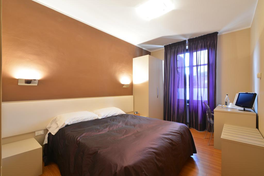 Matteotti25 Bed & Breakfast Turin Bagian luar foto