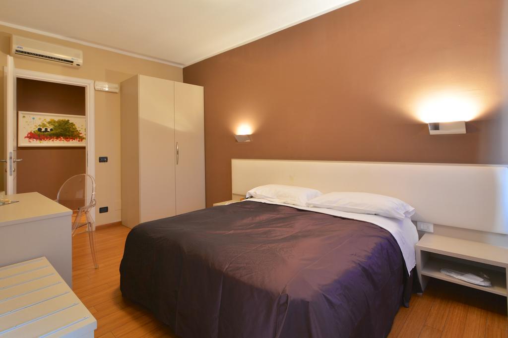 Matteotti25 Bed & Breakfast Turin Bagian luar foto