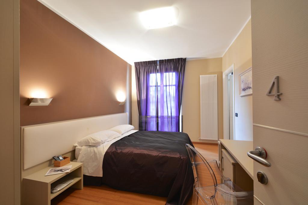 Matteotti25 Bed & Breakfast Turin Bagian luar foto