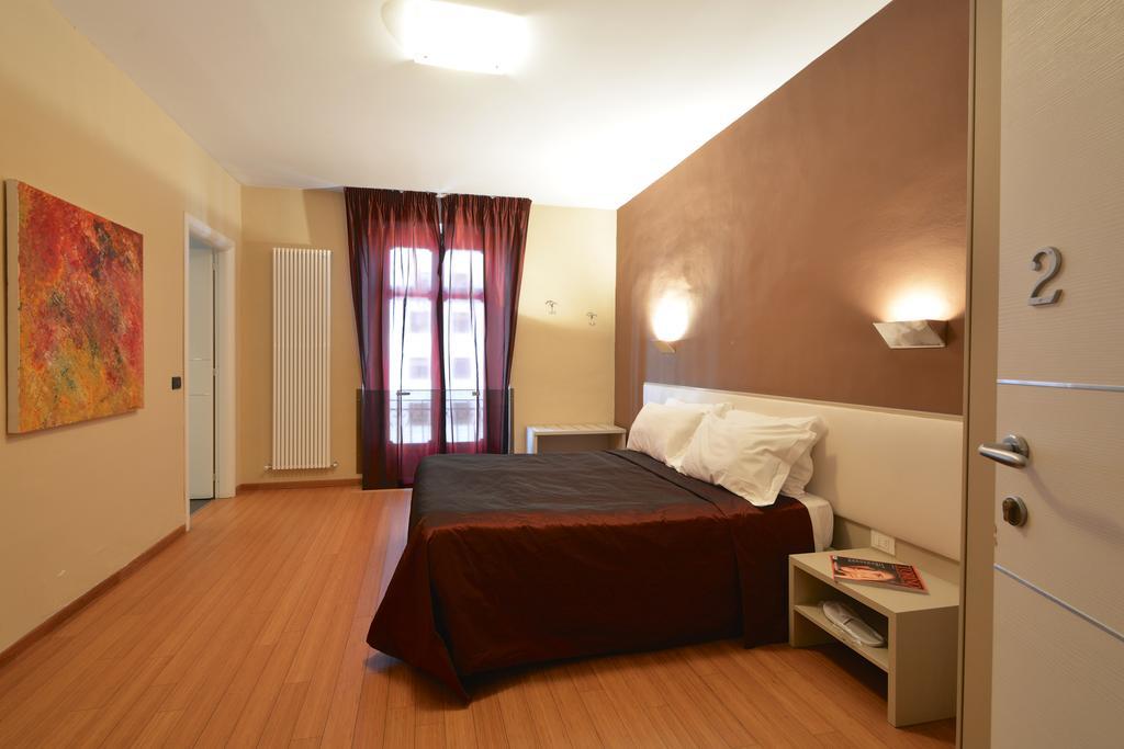Matteotti25 Bed & Breakfast Turin Bagian luar foto