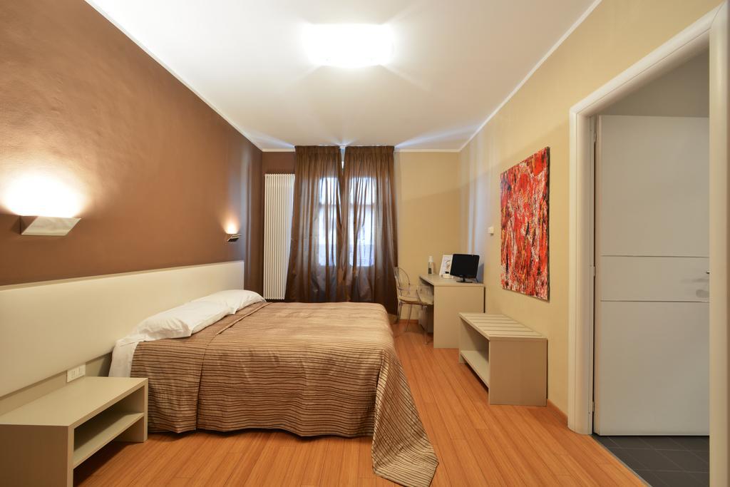 Matteotti25 Bed & Breakfast Turin Bagian luar foto