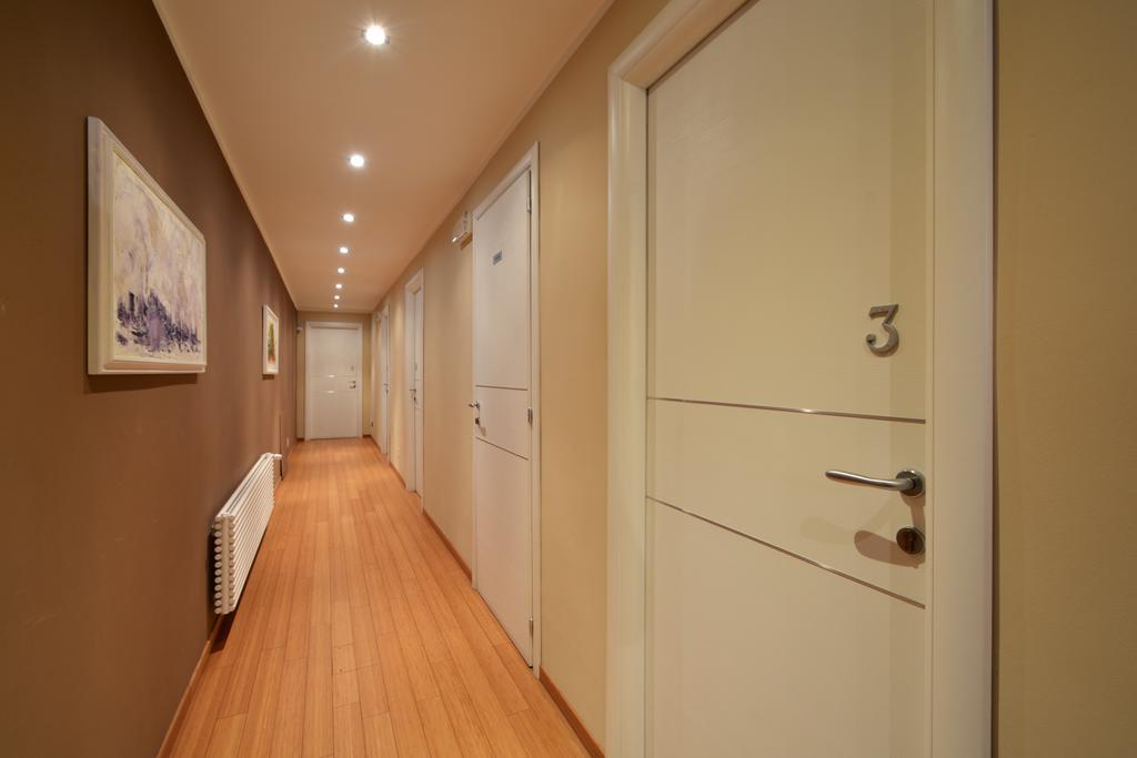 Matteotti25 Bed & Breakfast Turin Bagian luar foto